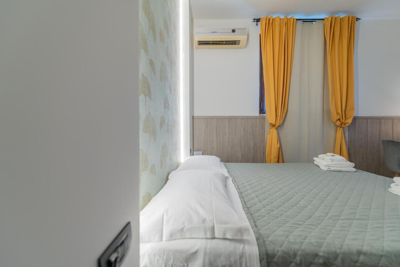 Villa Rocla Guest House Помпей Екстериор снимка