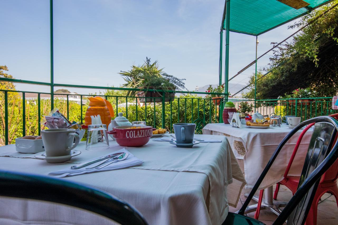Villa Rocla Guest House Помпей Екстериор снимка